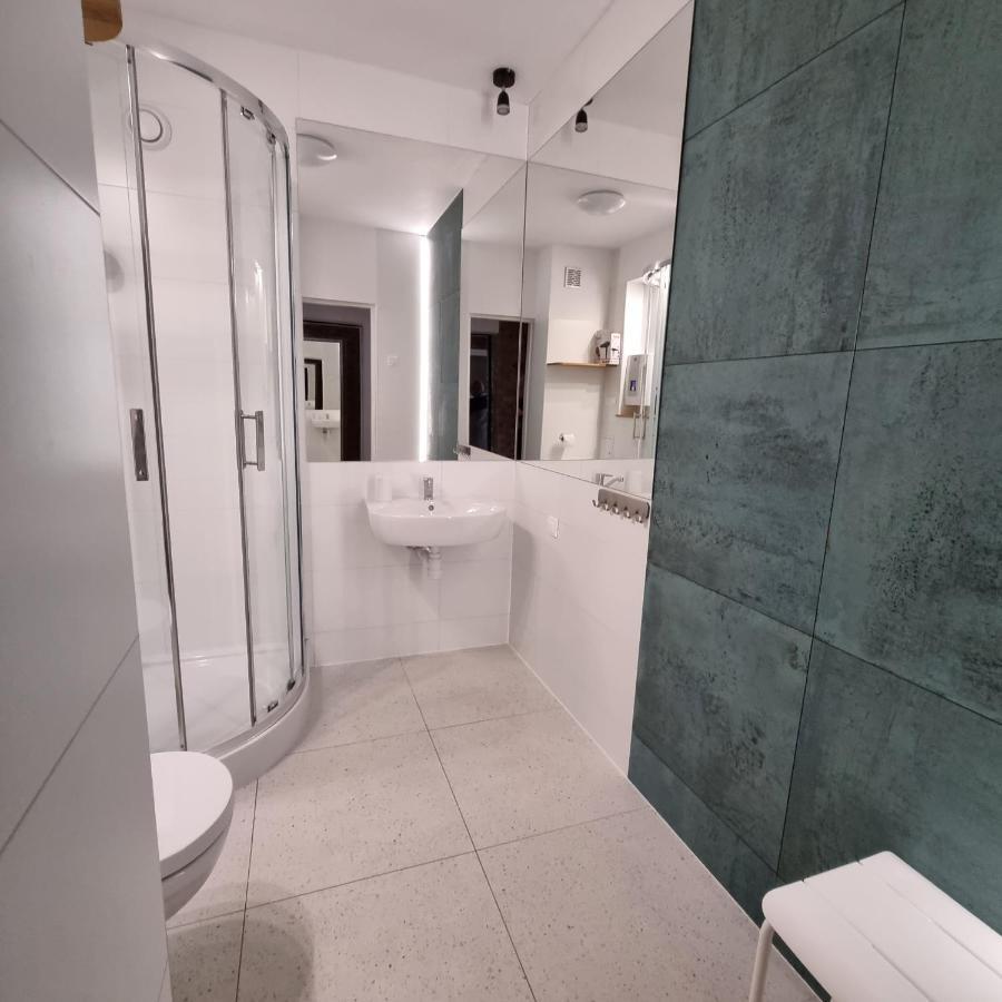 Pokoje I Apartamenty Przy Sosnowej Поддомбе Экстерьер фото