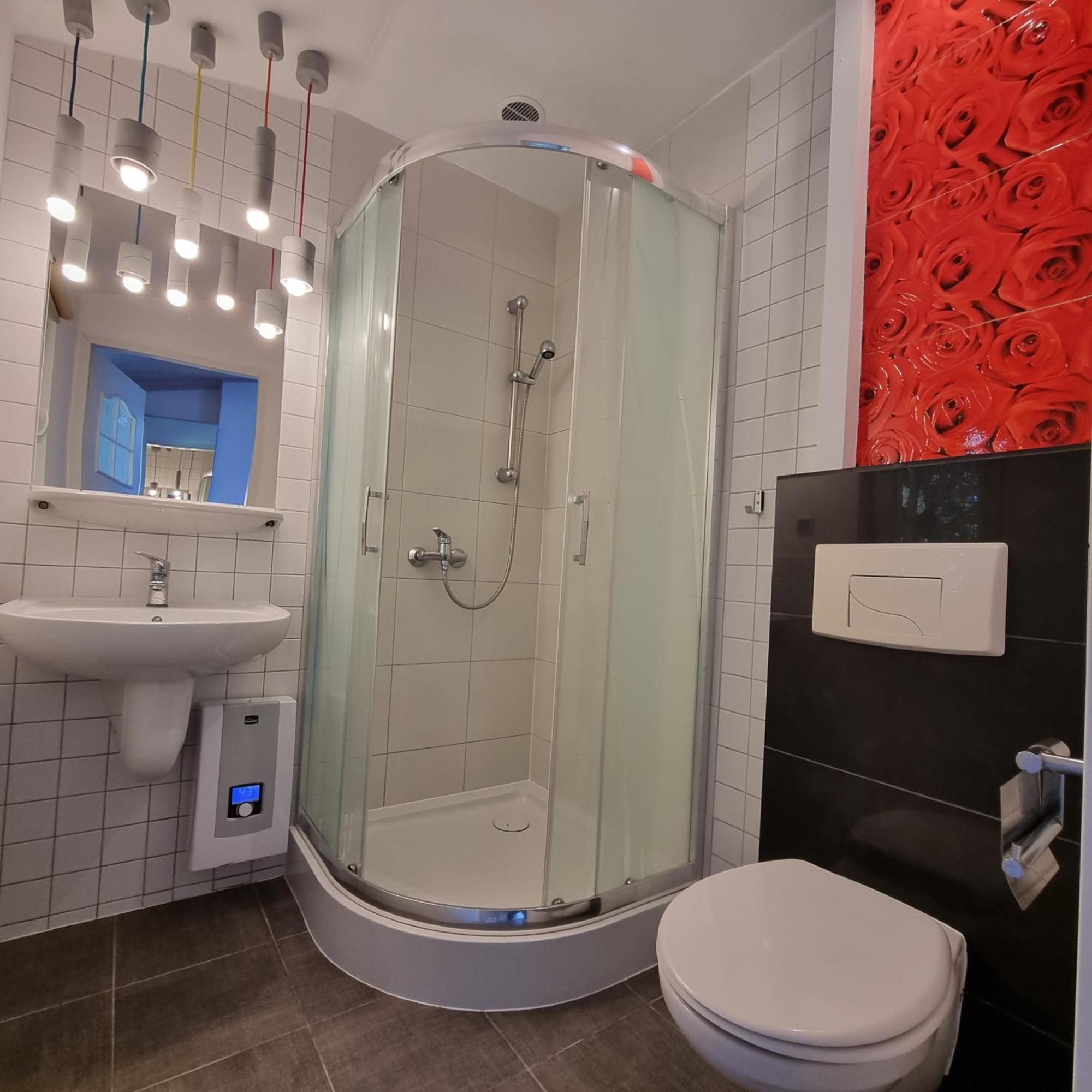 Pokoje I Apartamenty Przy Sosnowej Поддомбе Экстерьер фото