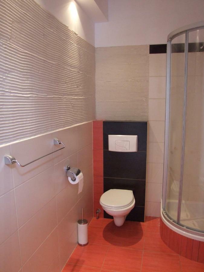 Pokoje I Apartamenty Przy Sosnowej Поддомбе Экстерьер фото